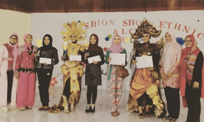 Fashion Show dan LCC sebagai Kegiatan Penyalur Kreatifitas Mahasiswa Baru